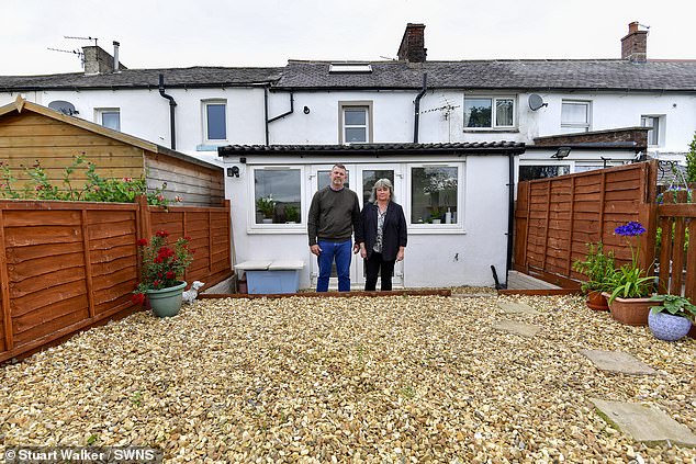 Auctioneer Colin West said he had forgotten to mention the problem with the back garden, which meant that the Frenches owned only 43 of its 258 sq ft