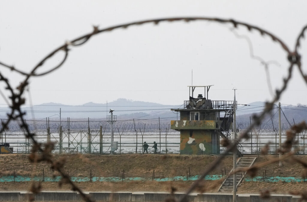 North Korean guard manages to cross border despite being captured on CCTV