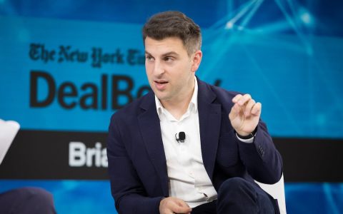 Airbnb could cut spending on Amazon Web Services due to coronavirus