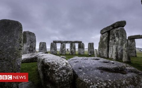 Stonehenge: Neolithic monument found near sacred site