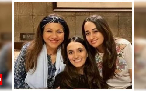 THIS picture of Natasha Dalal bonding with Varun Dhawan’s mother and sister-in-law is simply endearing | Hindi Movie News