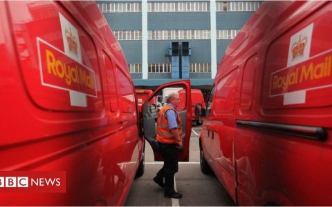 Royal Mail fined for late letters and overcharging