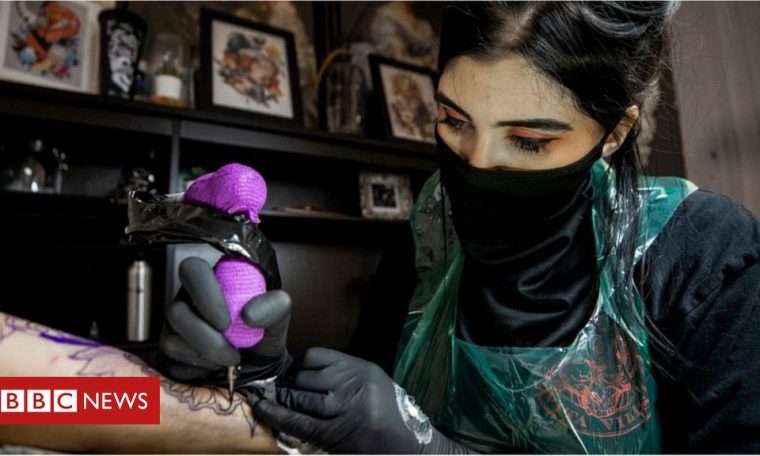 Coronavirus: What are the rules for nail bars and tattoo artists?