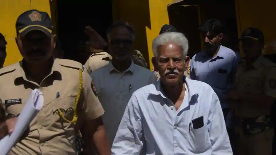 Varavara Rao, accused related in Elgar Parishad, Bhima Koregaon case, escorted by Mumbai police as taken from the Arthur road jail to the session court for the court hearing, in Mumbai.