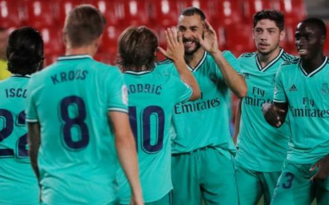 Granada 1-2 Real Madrid: Leaders two points from La Liga title