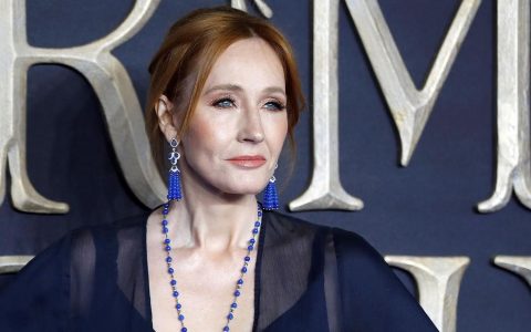Harry Potter fan sites condemn J.K. Rowling over transgender rights