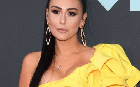 Jersey Shore's JWoww and Deena Cortese Respond After Cast Is Criticized for Not Wearing Masks