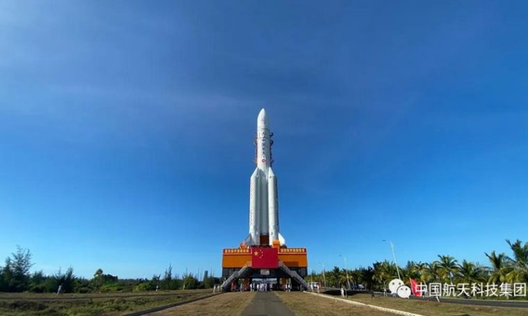 Long March-5 rocket in position for China's first Mars probe