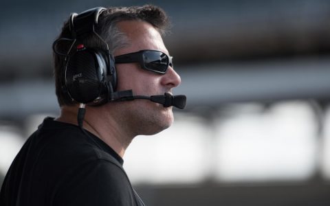 Tony Stewart: NASCAR should 'do the right thing,' allow Kyle Larson to return