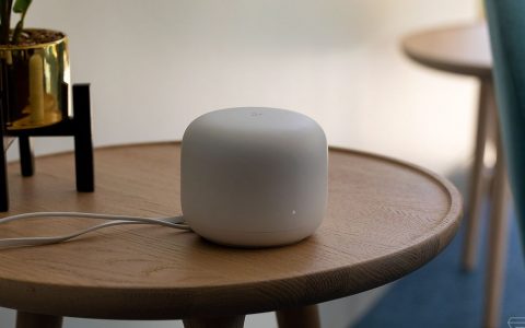 This Google Nest WiFi deal includes a router and two points of P280