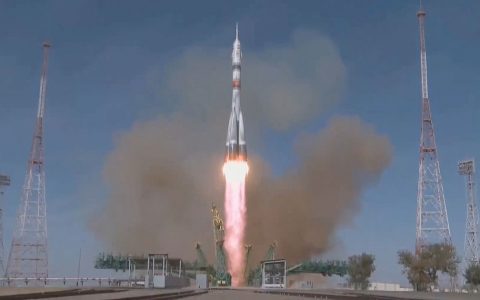 Soyuz MS-17 crew launches 'ultrafast' two-bit rabbit flight to space station