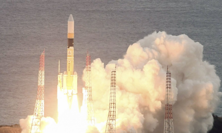 Japan launches data relay satellite to improve disaster response