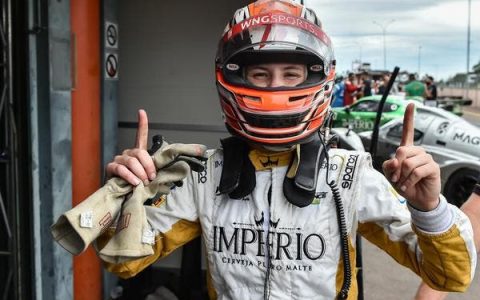 Bruna Tomaselli from Santa Catarina will run in the women's section and dream of Formula 1