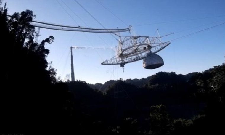 Dramatic video shows the collapse at the iconic Arecibo Observatory