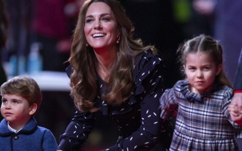 Kate Middleton and Prince William take George, Charlotte and Lewis to the red carpet show