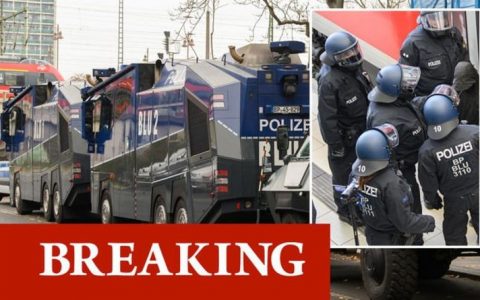 Police armed with guns, water riots in: Blaze in protests in Germany Dresden |  World |  News