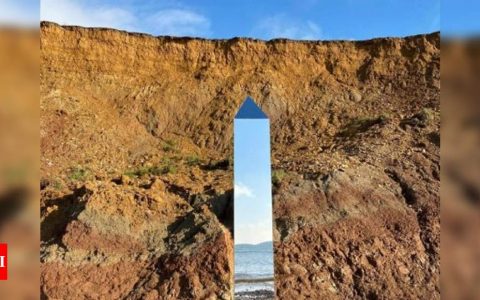 The new shiny obelisk saw Britain's Isle of Wight White