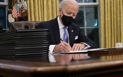 Biden's economic decrees include food aid and labor protection - ópoca Negócios