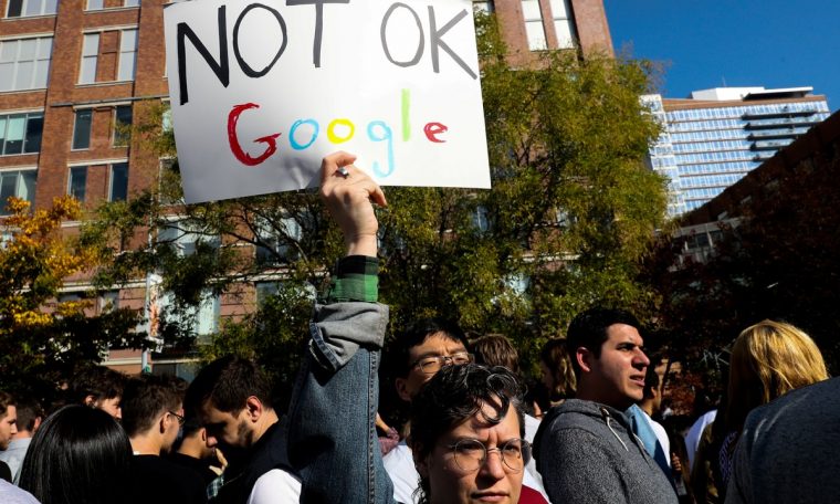 Google's boss, Alphabet employees, announces a coalition of unions around the world.  Technology