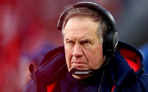 Patriots coach refuses to receive medals at White House