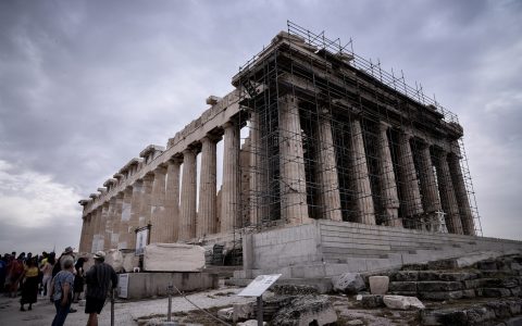 Fake news about the Acropolis again in the air!