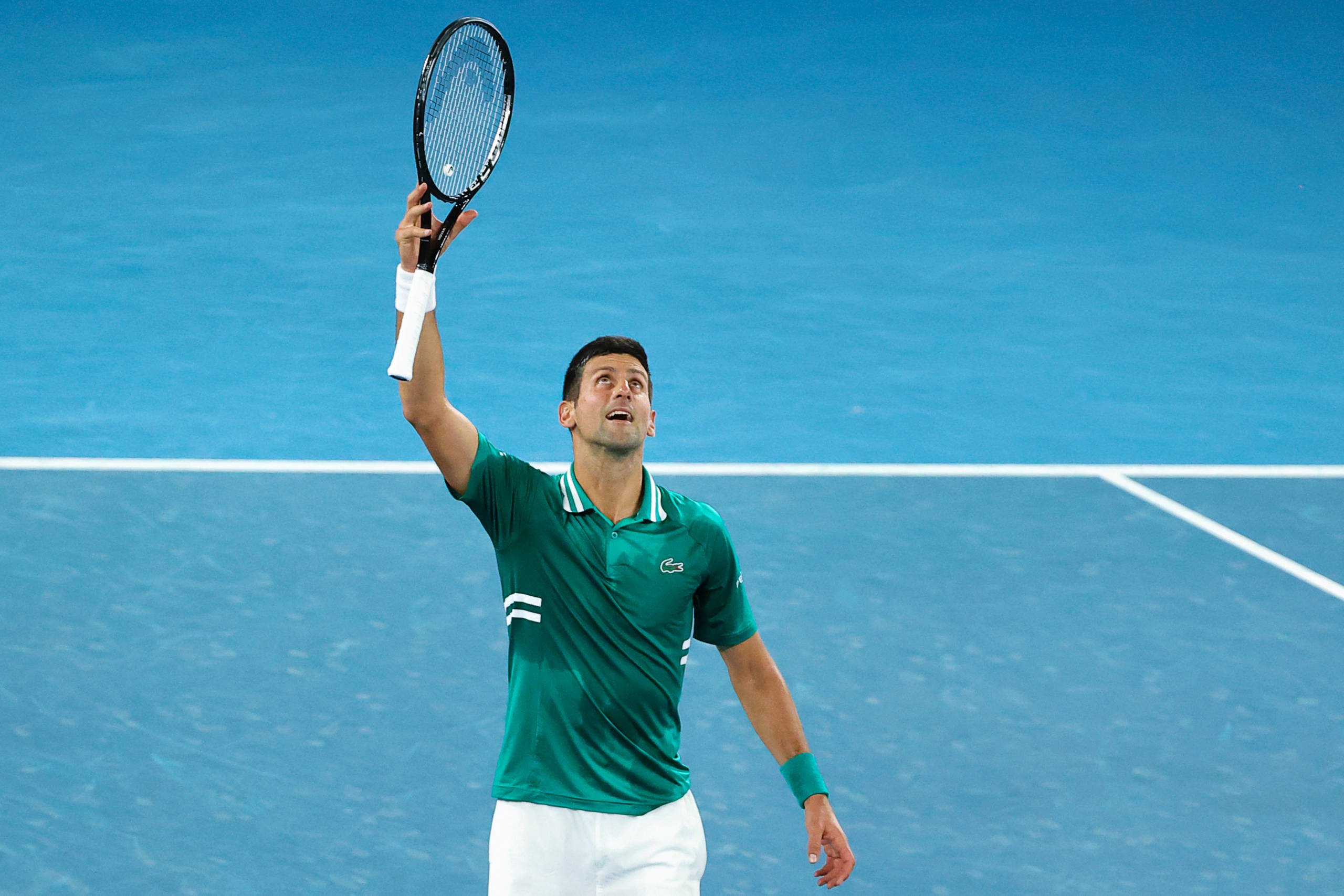 Djokovic moves to Australian Open