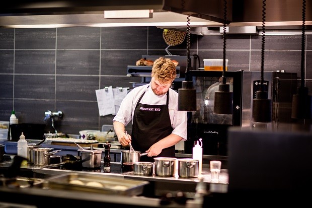 Dark kitchen; Kitchen; Restaurant (Photo: Rene Asmussen / Pexels)