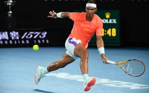Nadal is eliminated by Tstipus in the Australian Open quarter