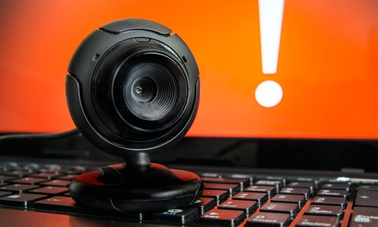 Webcam application exposed online user information