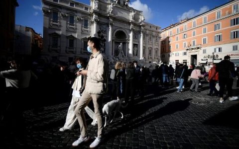 Pre-lockdown agglomeration makes Rome an intimate attraction