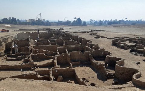 Archaeologists discovered 'Pompeii' in Egypt.  world
