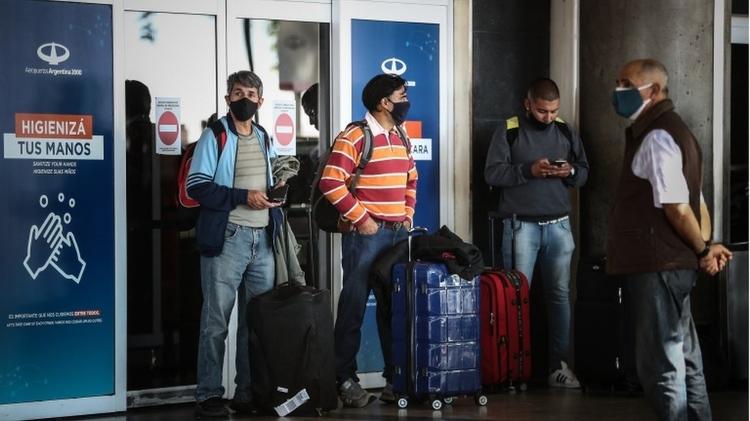Buenos Aires Airport;  Argentina, one of the most visited places by Brazilians in 2019, is one of the countries adopting strict rules for entry of Brazilians - EPA / Juan Ignacio Roncoroni - EPA / Juan Ignacio Roncorini