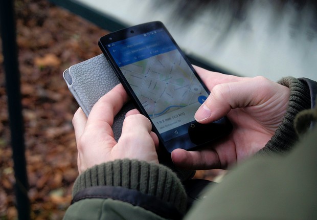 Google Maps, cell phone, map, GPS (Photo: Pexels)
