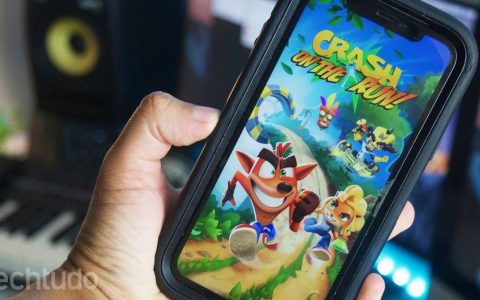 How to Download Crash Bandicoot: On the Run!  And play war games on android and iphone