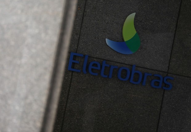 Eletrobras logo (Photo: Reuters / Pilar Olivares)