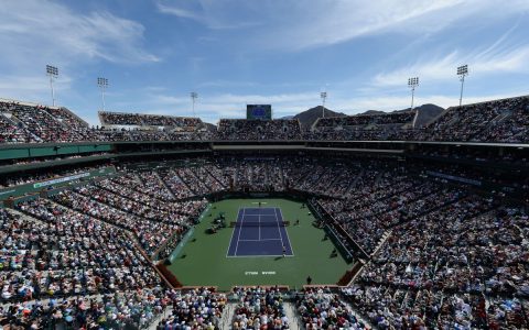 Indian Wells Masters 1000 will be held in October.  Sneakers