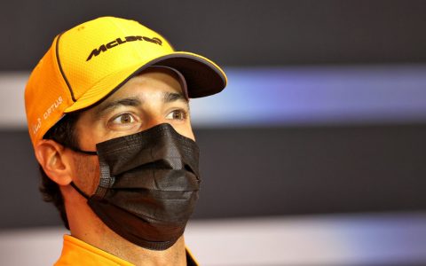 Brazilian GP.  Daniel Ricciardo calls for Melbourne F1 race reverse project amid uncertainties