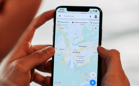 How to Download Offline Maps from Google Maps on iPhone