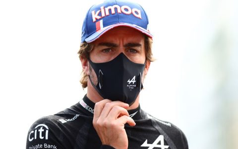 Fernando Alonso signs letter for donation of Kovid vaccine.  formula 1