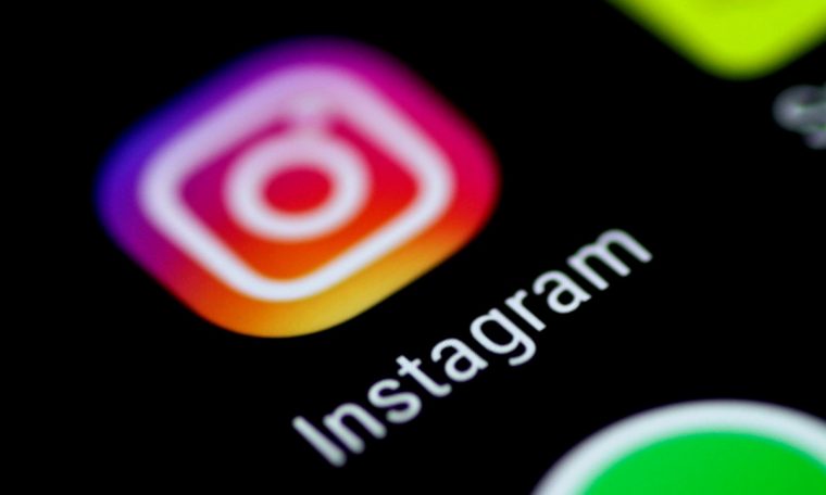 Instagram Testing Changes to Allow More Users to Use Links in Stories |  technology