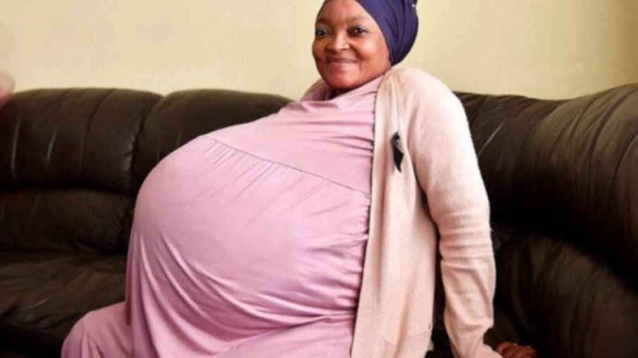     Gosiam Thamara Sithol reportedly gave birth to 10 twins in South Africa last Monday, 07