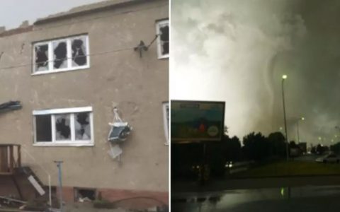 Video records tornadoes injuring over 100 in Czech Republic |  world