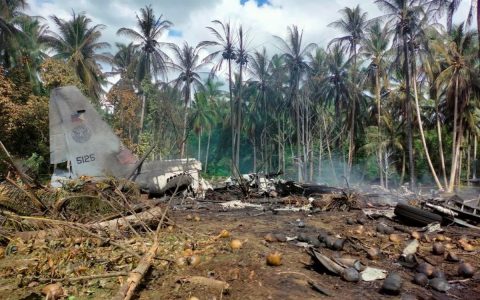 Philippines killed in military plane crash |  world