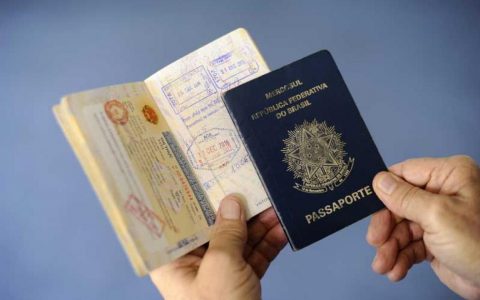 Cresce número de brasileiros que entram nos EUA com passaporte falso pela fronteira