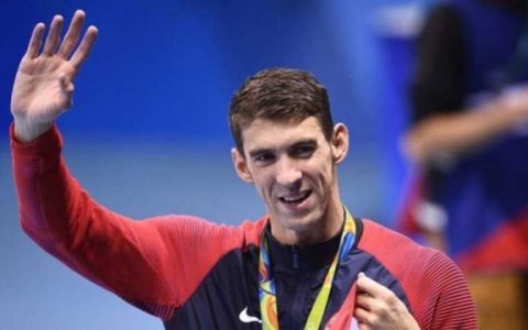 Maior potência olímpica, os Estados Unidos acumulam 2.522 medalhas na natação desde a primeira edição dos Jogos Olímpicos, em 1896, até a última, no Rio de Janeiro. Delas, 1.022 foram de ouro e 795 foram de prata. Michael Phelps é o líder, com 28 medalhas, sendo 23 de ouro