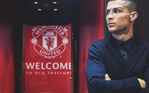 Cristiano Ronaldo signs a two-year contract with Manchester United