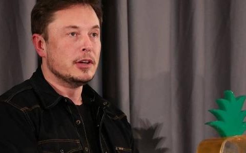 Elon Musk is the highest paid CEO in history, with 34.5 billion BRL in 2020