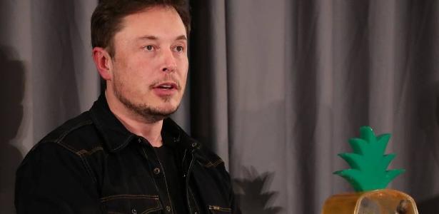 Elon Musk is the highest paid CEO in history, with 34.5 billion BRL in 2020