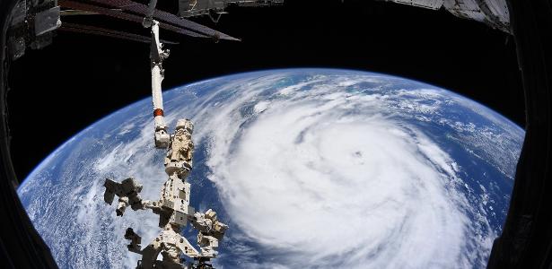 Hurricane Ida: Astronauts make stunning pictures from space;  Watch This - 08/29/2021