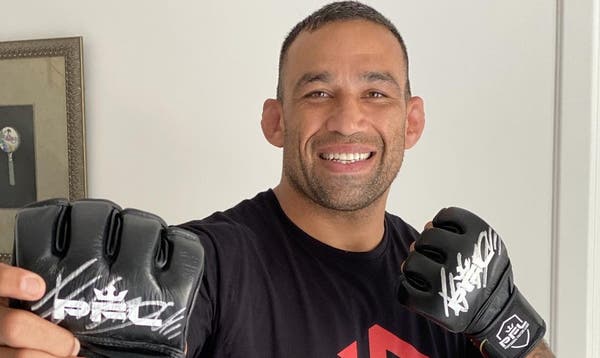 Fabrício Werdum takes a break from his career, invests in companies and enjoys life in Florianópolis